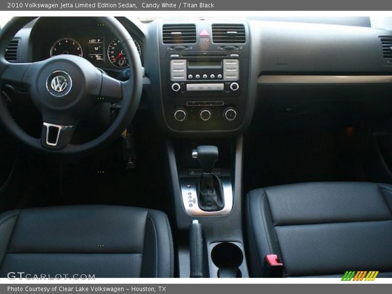 Candy White / Titan Black 2010 Volkswagen Jetta Limited Edition Sedan