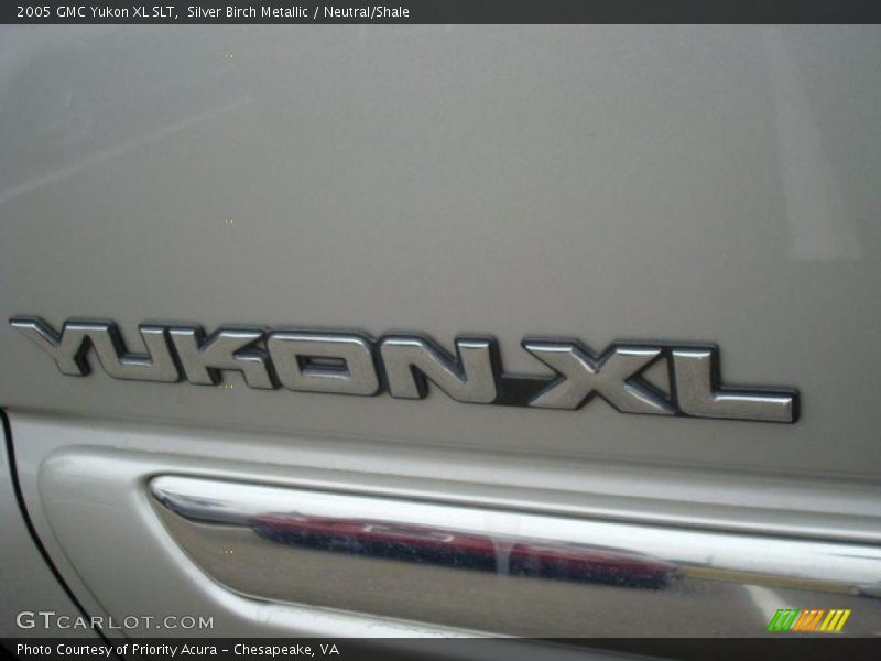 Silver Birch Metallic / Neutral/Shale 2005 GMC Yukon XL SLT