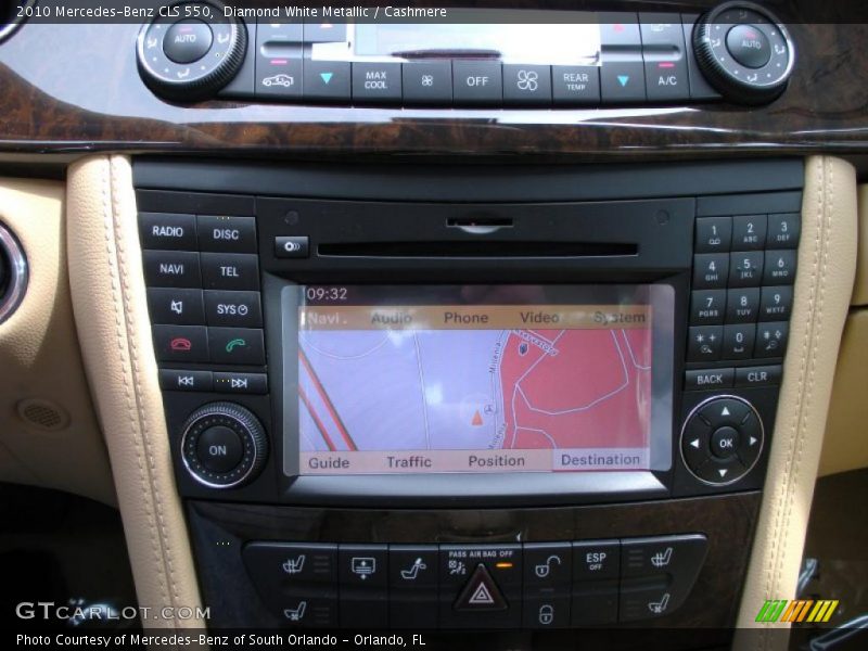 Diamond White Metallic / Cashmere 2010 Mercedes-Benz CLS 550