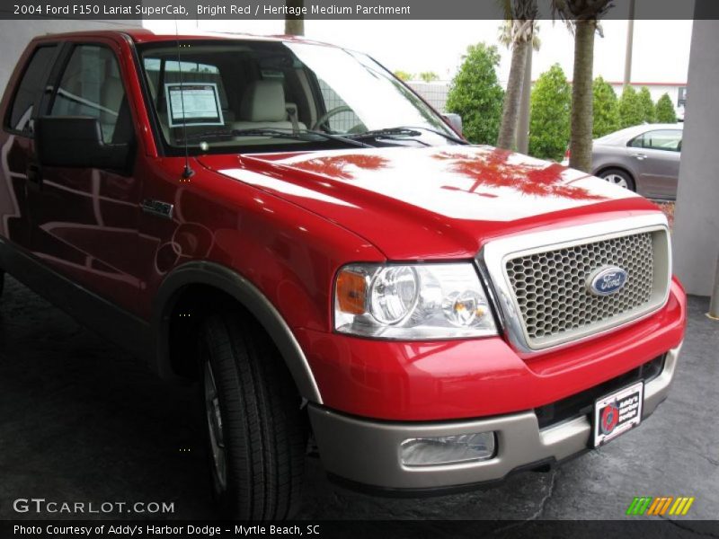Bright Red / Heritage Medium Parchment 2004 Ford F150 Lariat SuperCab