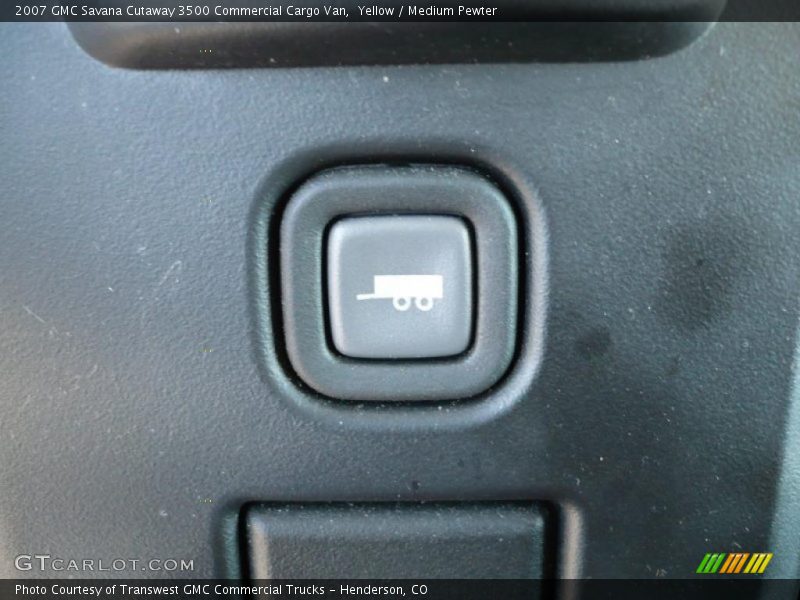 Yellow / Medium Pewter 2007 GMC Savana Cutaway 3500 Commercial Cargo Van