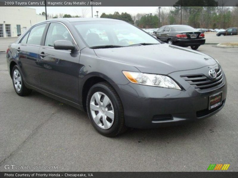 Magnetic Gray Metallic / Bisque 2009 Toyota Camry LE