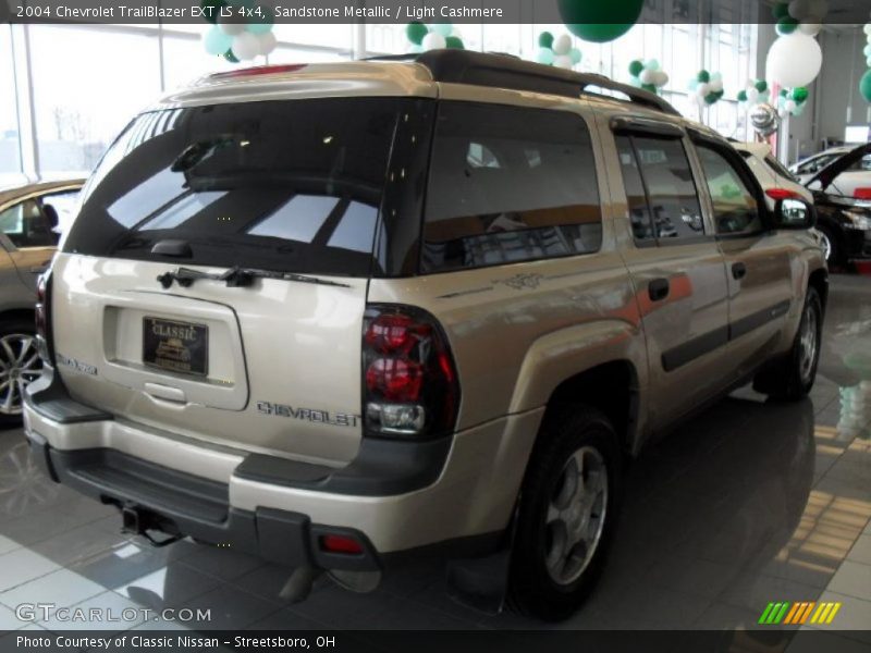 Sandstone Metallic / Light Cashmere 2004 Chevrolet TrailBlazer EXT LS 4x4