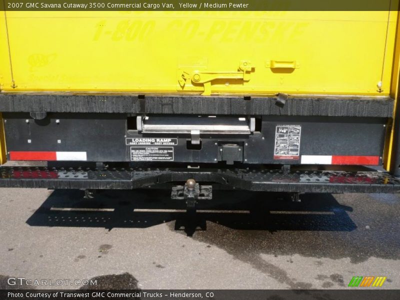 Yellow / Medium Pewter 2007 GMC Savana Cutaway 3500 Commercial Cargo Van