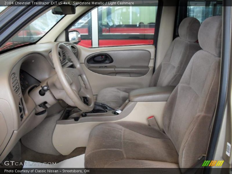 Sandstone Metallic / Light Cashmere 2004 Chevrolet TrailBlazer EXT LS 4x4
