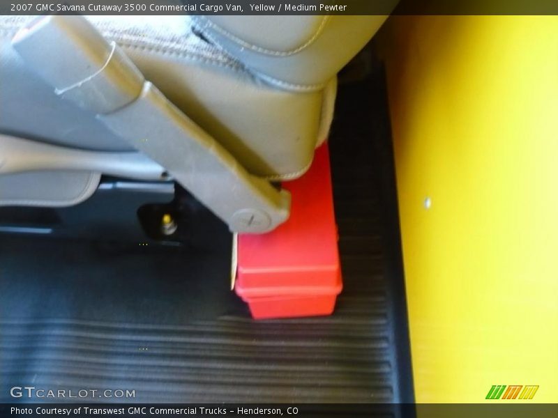 Yellow / Medium Pewter 2007 GMC Savana Cutaway 3500 Commercial Cargo Van