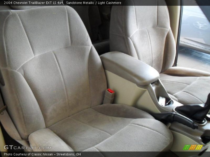 Sandstone Metallic / Light Cashmere 2004 Chevrolet TrailBlazer EXT LS 4x4