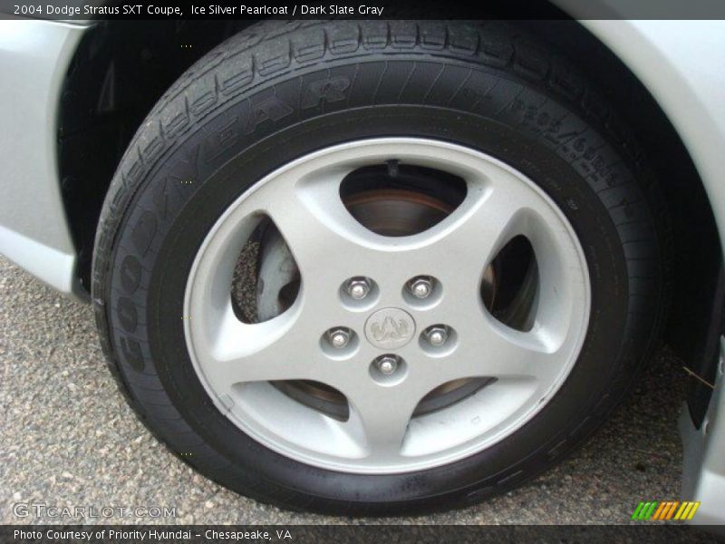 Ice Silver Pearlcoat / Dark Slate Gray 2004 Dodge Stratus SXT Coupe