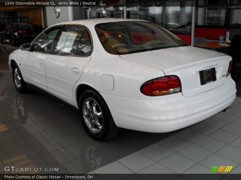 Arctic White / Neutral 1999 Oldsmobile Intrigue GL