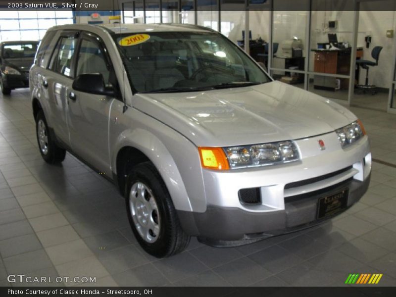 Silver / Gray 2003 Saturn VUE