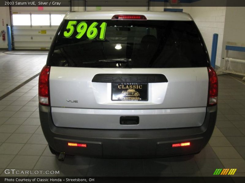 Silver / Gray 2003 Saturn VUE