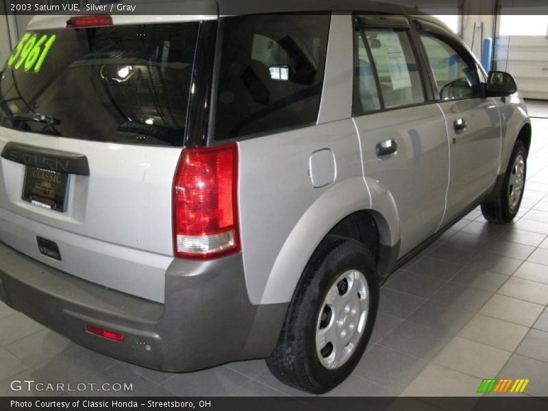 Silver / Gray 2003 Saturn VUE