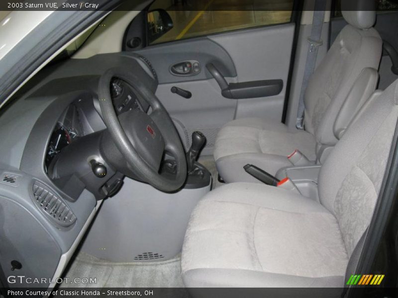 Silver / Gray 2003 Saturn VUE