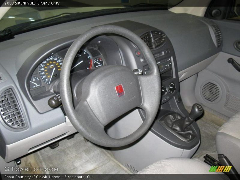 Silver / Gray 2003 Saturn VUE