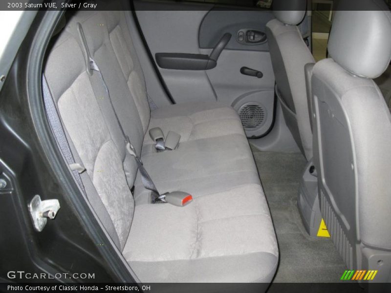 Silver / Gray 2003 Saturn VUE