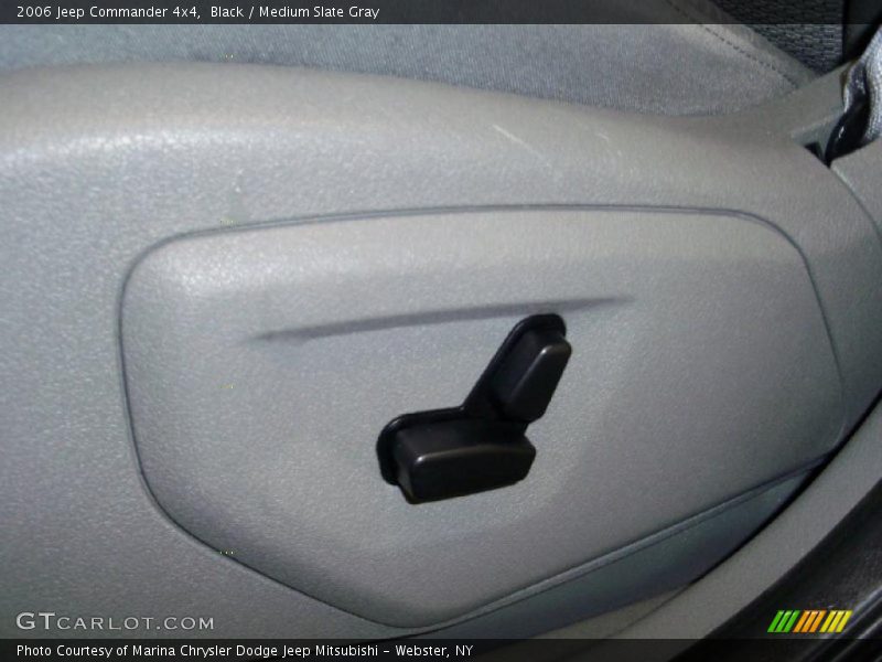 Black / Medium Slate Gray 2006 Jeep Commander 4x4