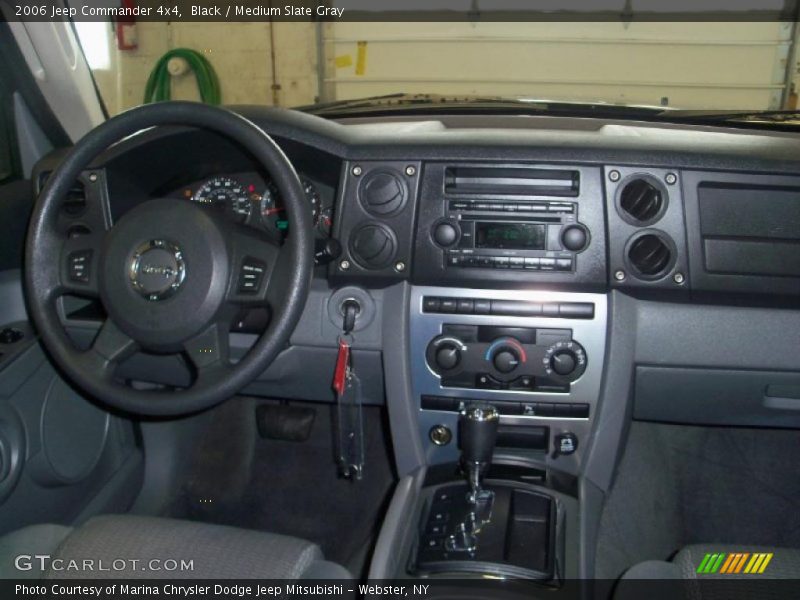 Black / Medium Slate Gray 2006 Jeep Commander 4x4
