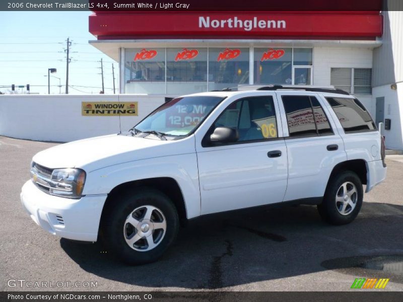 Summit White / Light Gray 2006 Chevrolet TrailBlazer LS 4x4