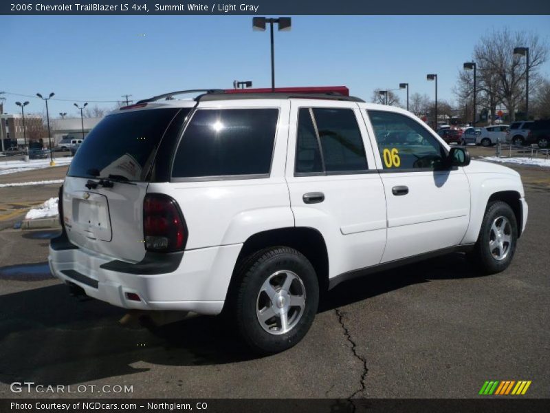 Summit White / Light Gray 2006 Chevrolet TrailBlazer LS 4x4