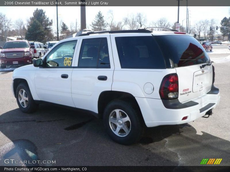 Summit White / Light Gray 2006 Chevrolet TrailBlazer LS 4x4