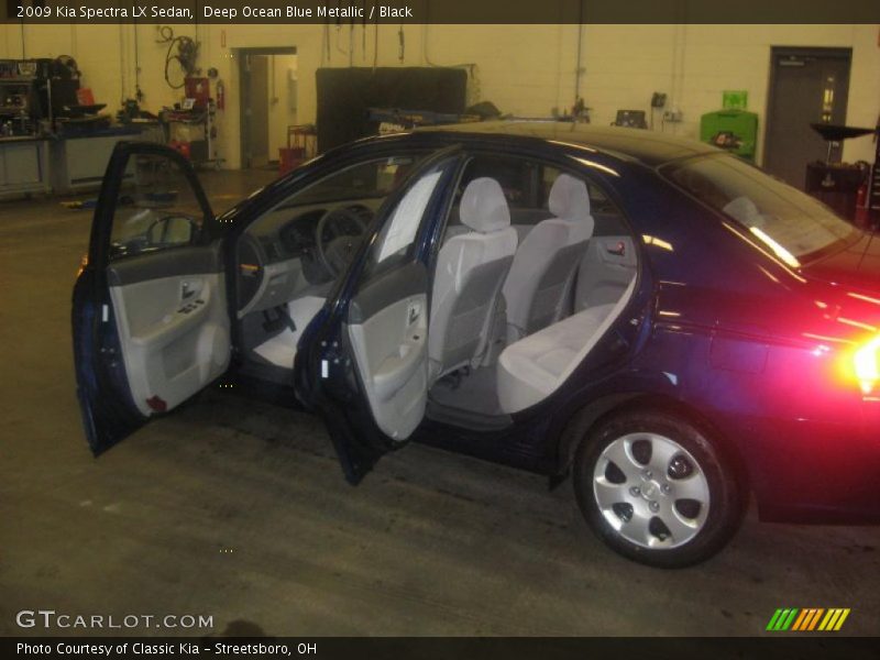 Deep Ocean Blue Metallic / Black 2009 Kia Spectra LX Sedan