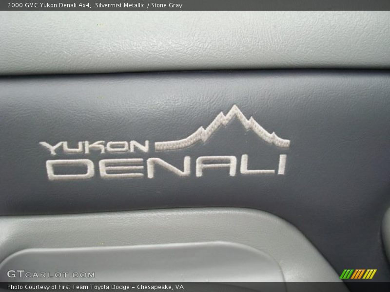 Silvermist Metallic / Stone Gray 2000 GMC Yukon Denali 4x4