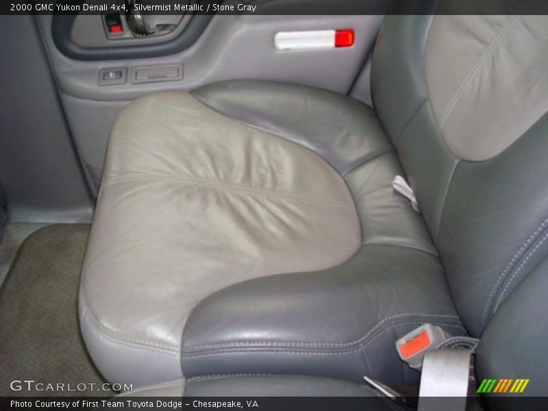 Silvermist Metallic / Stone Gray 2000 GMC Yukon Denali 4x4
