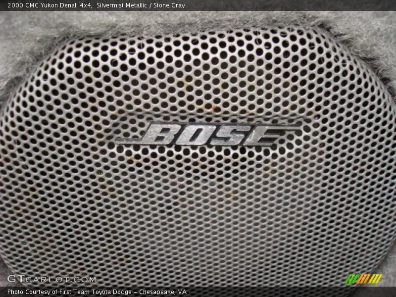 Silvermist Metallic / Stone Gray 2000 GMC Yukon Denali 4x4