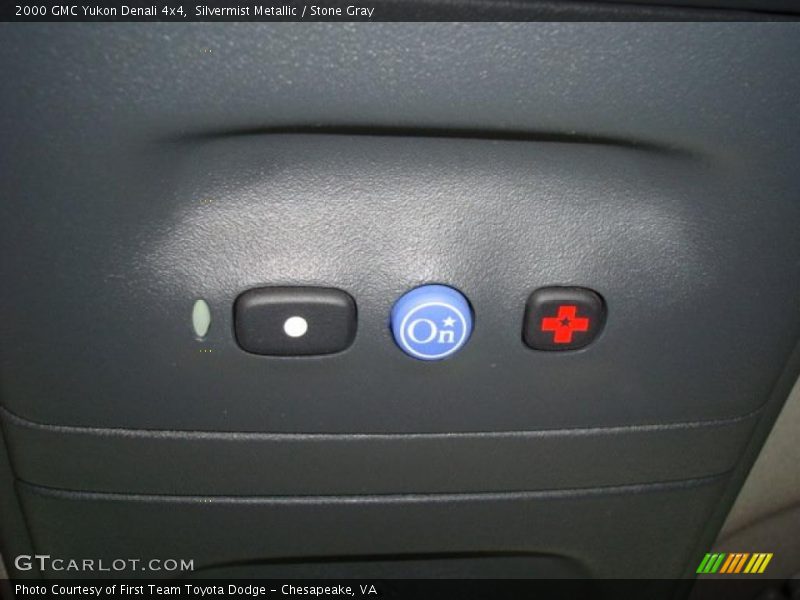 Silvermist Metallic / Stone Gray 2000 GMC Yukon Denali 4x4