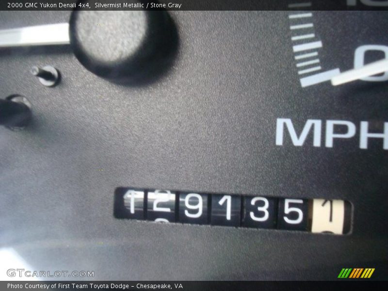Silvermist Metallic / Stone Gray 2000 GMC Yukon Denali 4x4