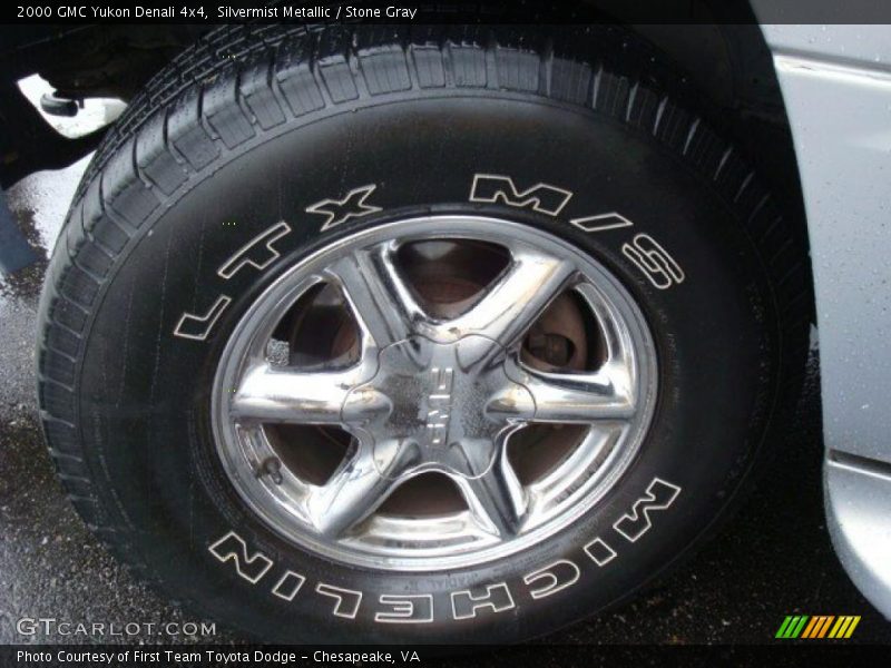 Silvermist Metallic / Stone Gray 2000 GMC Yukon Denali 4x4