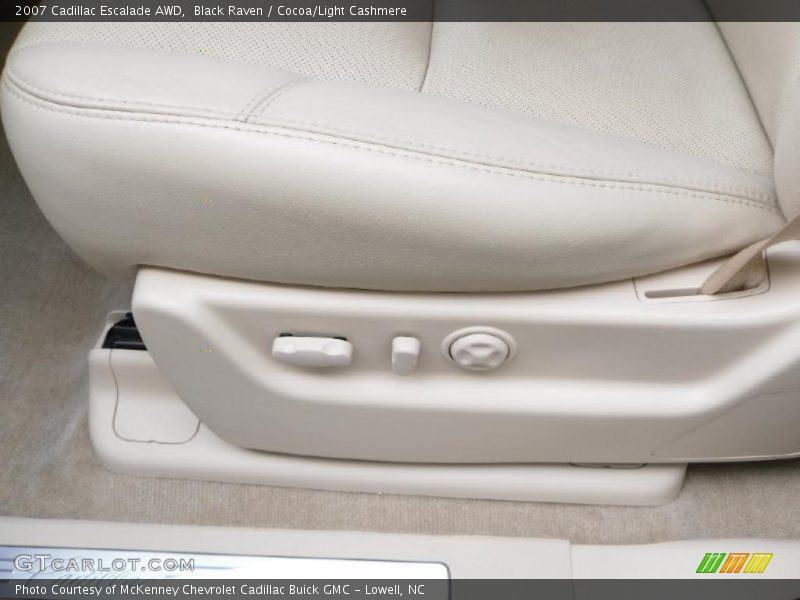 Black Raven / Cocoa/Light Cashmere 2007 Cadillac Escalade AWD