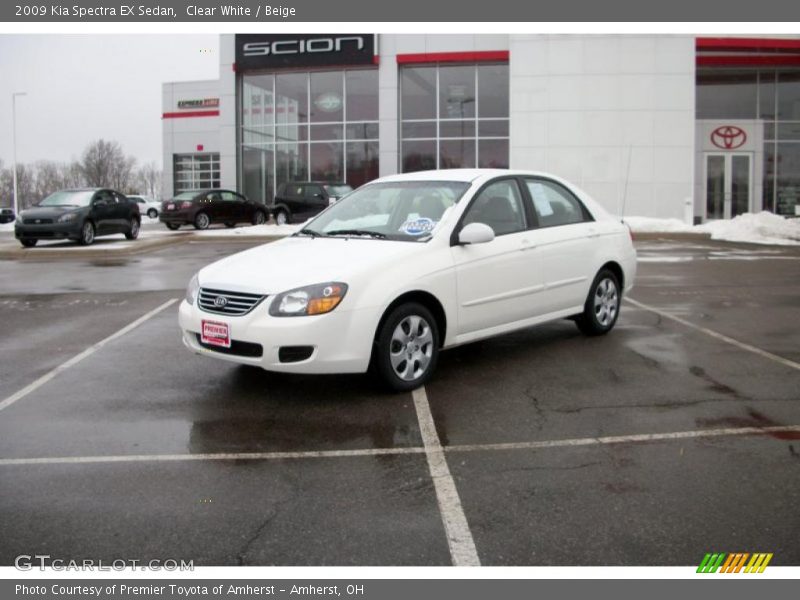 Clear White / Beige 2009 Kia Spectra EX Sedan