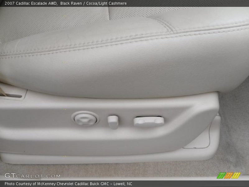 Black Raven / Cocoa/Light Cashmere 2007 Cadillac Escalade AWD