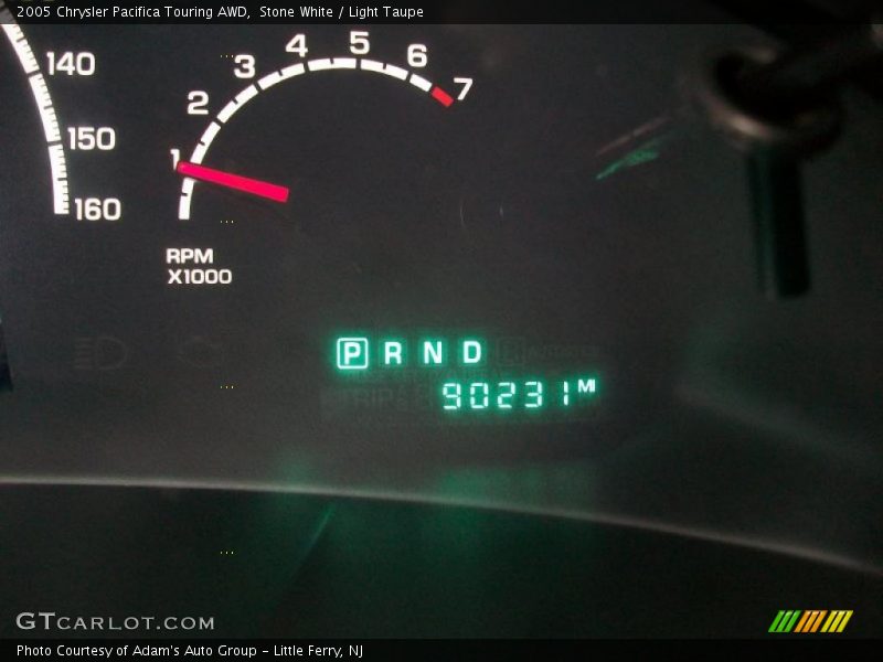 Stone White / Light Taupe 2005 Chrysler Pacifica Touring AWD