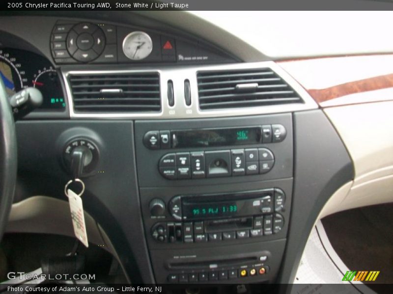 Stone White / Light Taupe 2005 Chrysler Pacifica Touring AWD