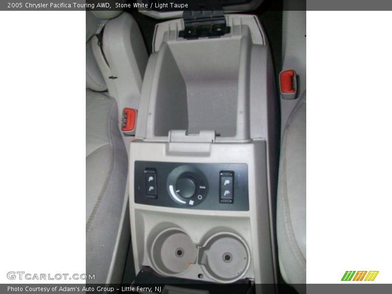 Stone White / Light Taupe 2005 Chrysler Pacifica Touring AWD