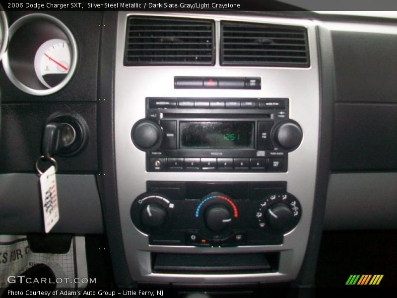 Silver Steel Metallic / Dark Slate Gray/Light Graystone 2006 Dodge Charger SXT