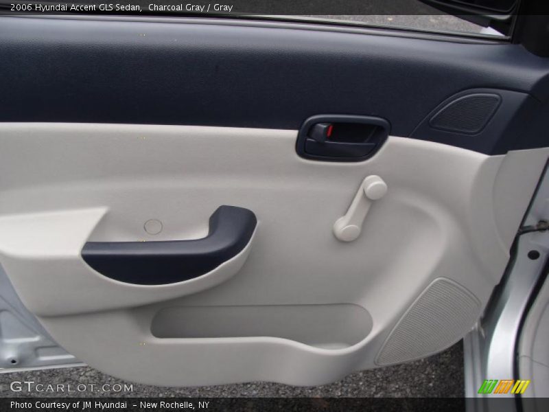 Charcoal Gray / Gray 2006 Hyundai Accent GLS Sedan
