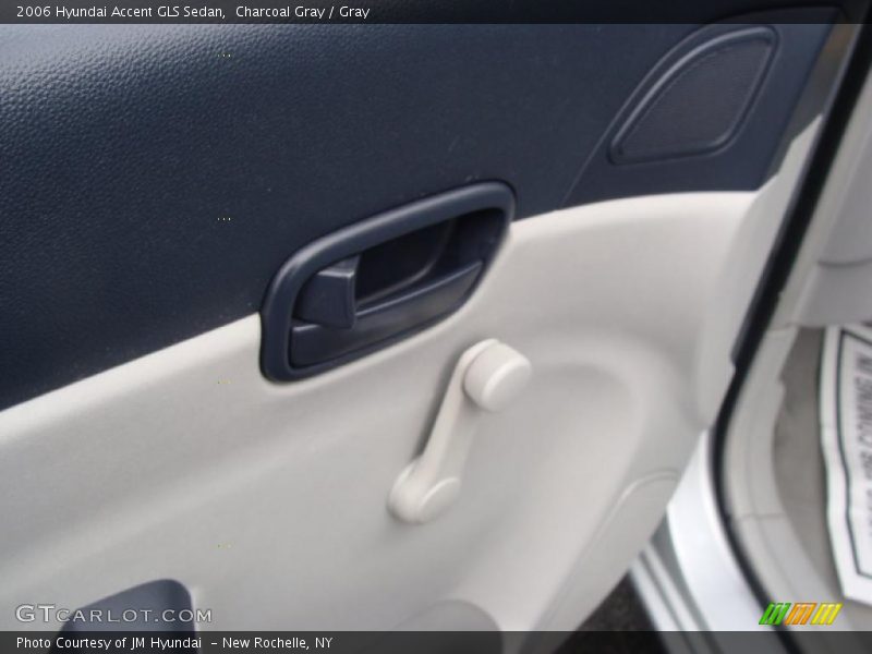 Charcoal Gray / Gray 2006 Hyundai Accent GLS Sedan
