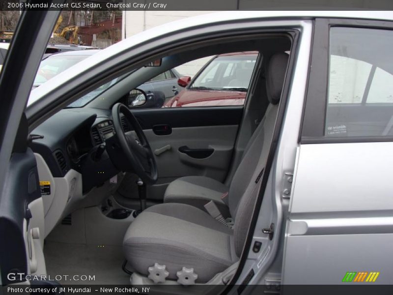 Charcoal Gray / Gray 2006 Hyundai Accent GLS Sedan