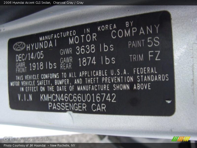 Charcoal Gray / Gray 2006 Hyundai Accent GLS Sedan