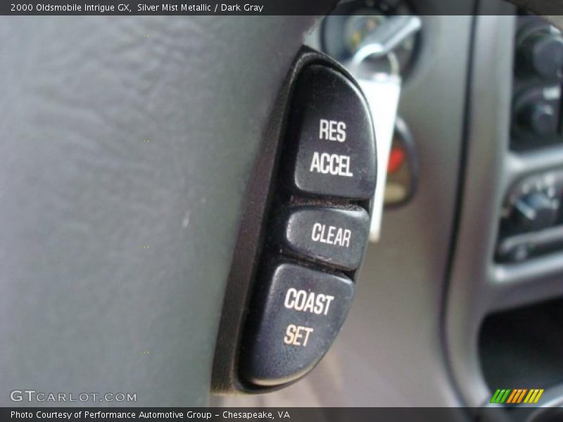 Silver Mist Metallic / Dark Gray 2000 Oldsmobile Intrigue GX