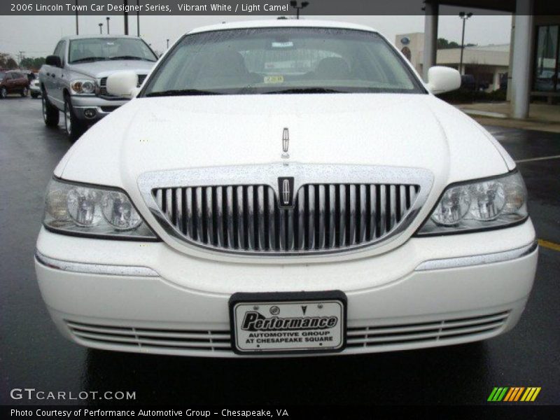Vibrant White / Light Camel 2006 Lincoln Town Car Designer Series