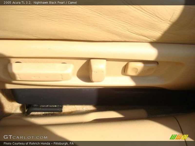Nighthawk Black Pearl / Camel 2005 Acura TL 3.2