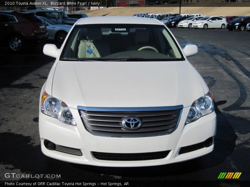 Blizzard White Pearl / Ivory 2010 Toyota Avalon XL