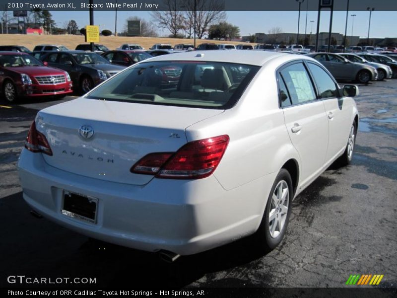 Blizzard White Pearl / Ivory 2010 Toyota Avalon XL