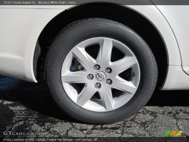 Blizzard White Pearl / Ivory 2010 Toyota Avalon XL