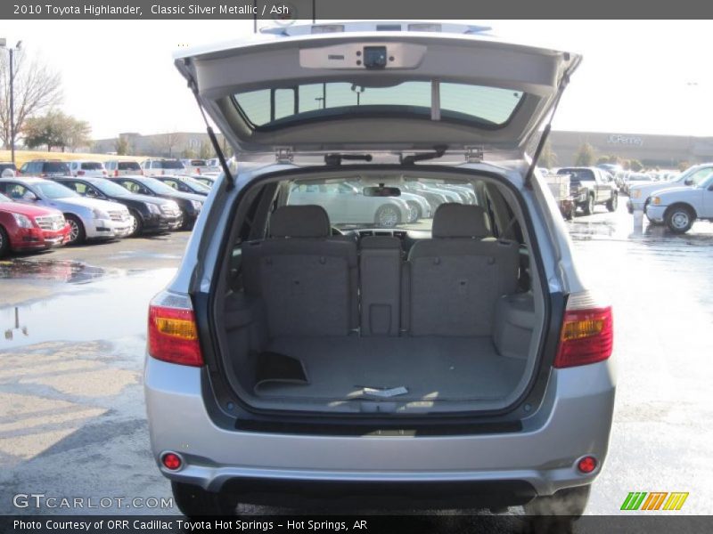 Classic Silver Metallic / Ash 2010 Toyota Highlander