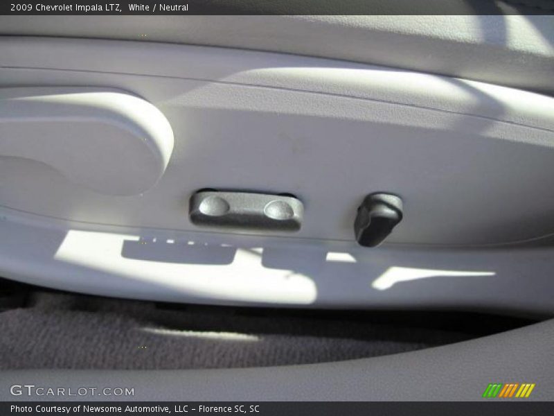 White / Neutral 2009 Chevrolet Impala LTZ
